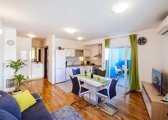 Apartment Rainbow *