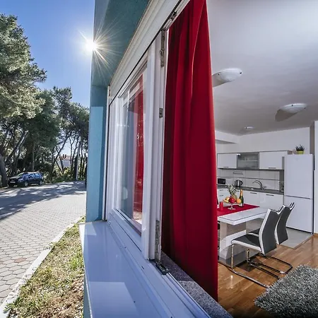 Lägenhet Rainbow Zadar